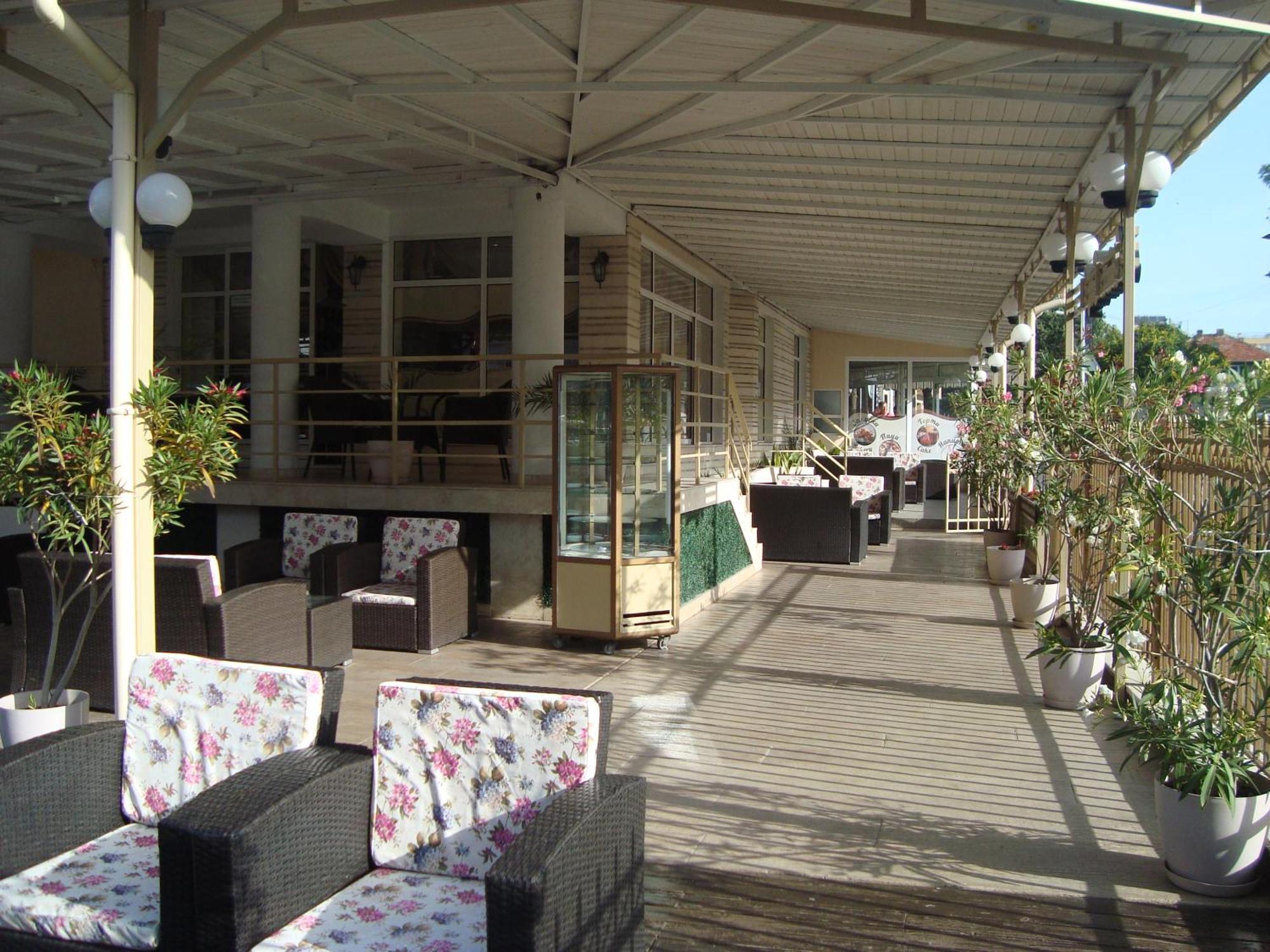 Hotel Astra Rawda Exterior foto